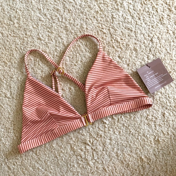 ACACIA TOP - Picture 1 of 1